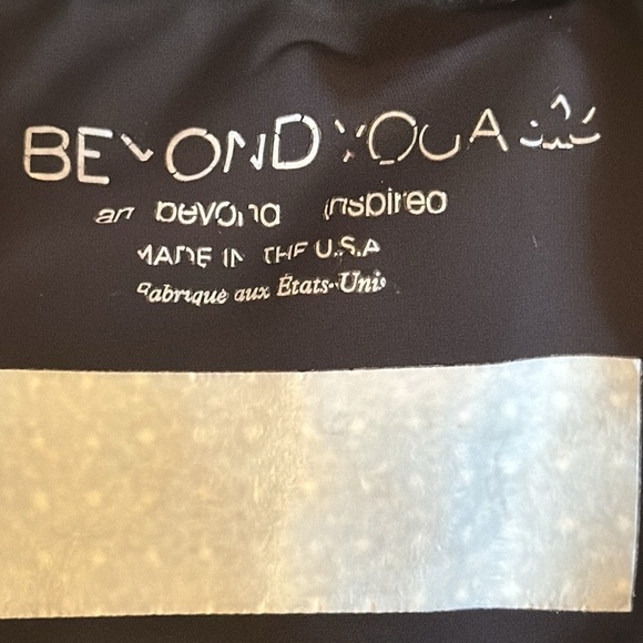 Beyond Yoga Black Picture Perforated After Workout Hooded Jacket Size Small - Picture 13 of 15